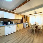 Bienenhaus Nyaraló Troisdorf