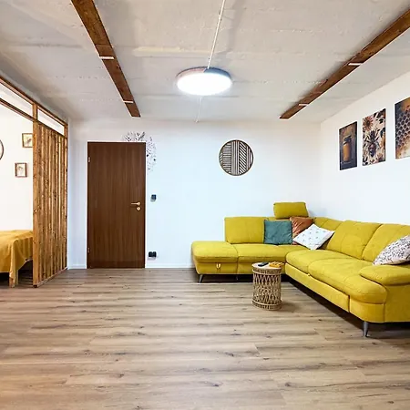 Bienenhaus * Troisdorf